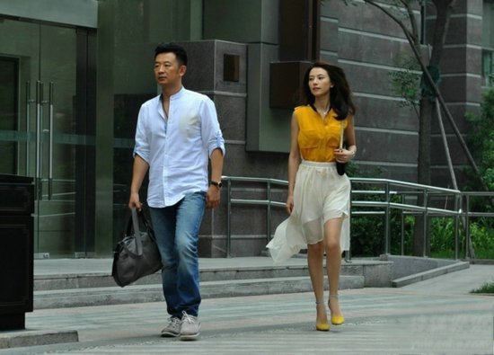 咱们结婚吧 演员,咱们结婚吧 演员的高科技生活——新品智能伴侣，开启智能生活新纪元！